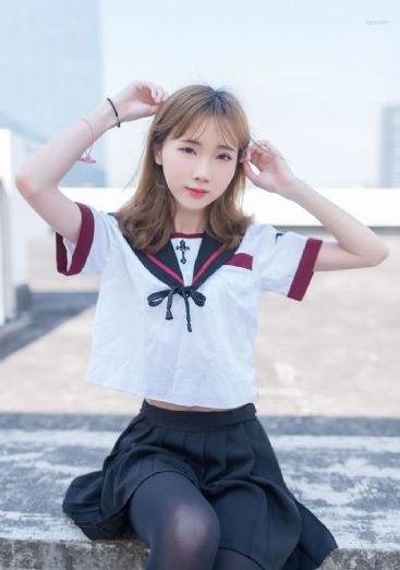 裸画情缘_剧情片在线观看视频