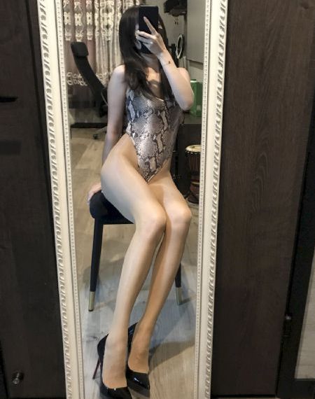 《美丽的他》第二部_蓝光全集在线观看