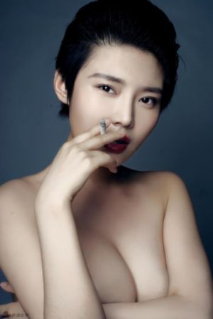 爱的迫降中文普通话_全集高清百度云未删减2020