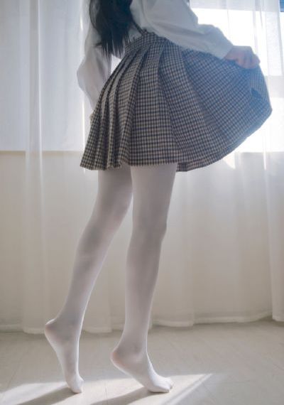 不扣钮的女孩免费观看_国产剧电影完整版