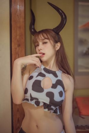 《我朋友的婶婶》_720在线视频播放
